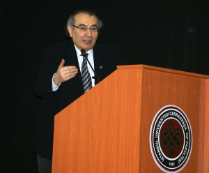 Prof. Dr. Nevzat Tarhan 