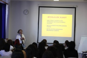 Prof. Dr. Nevzat Tarhan Azerbaycan 2. Uluslararası Psikoloji Konferansına katıldı.